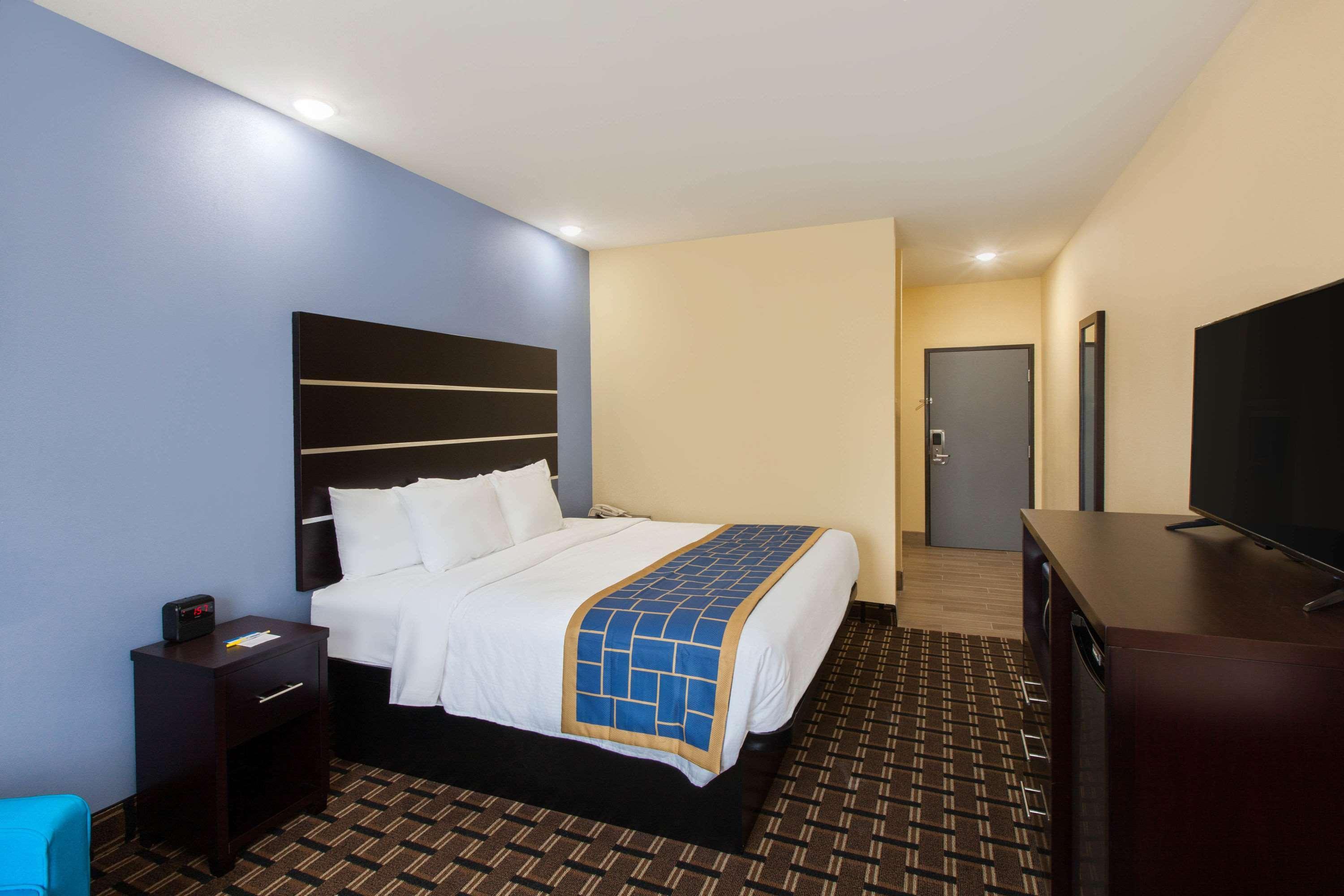 Days Inn By Wyndham Baton Rouge Airport Extérieur photo